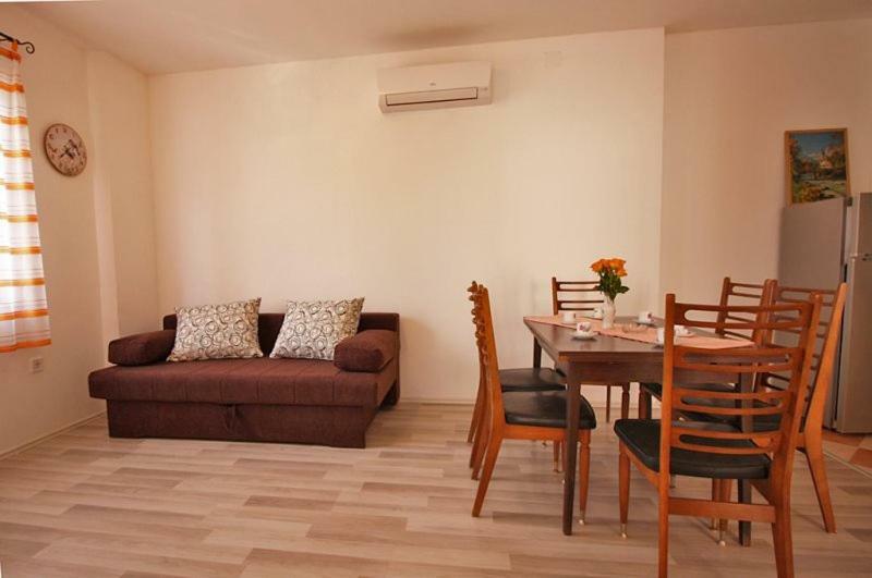 Апартаменты Apartman Petra Фажана Экстерьер фото